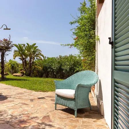 Maffi - Spaziosa, Vista Mare E Parcheggio *