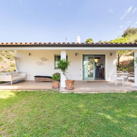 Maffi - Spaziosa, Vista Mare E Parcheggio Villa