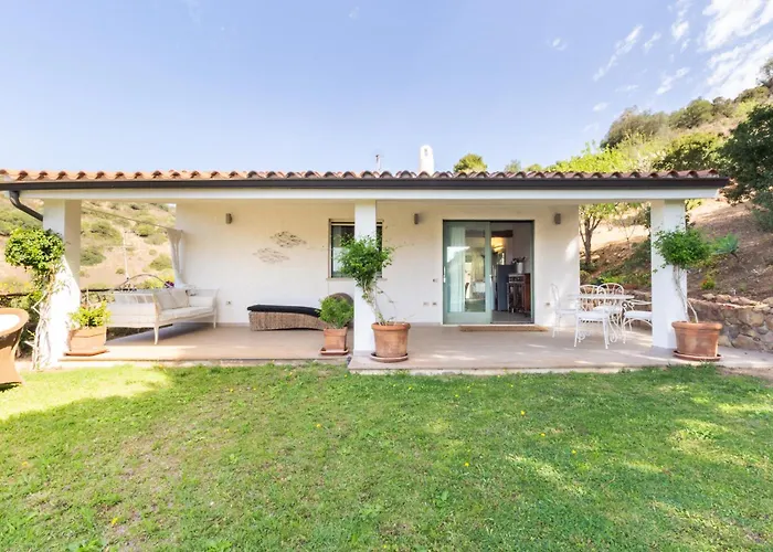 Maffi - Spaziosa, Vista Mare E Parcheggio Villa